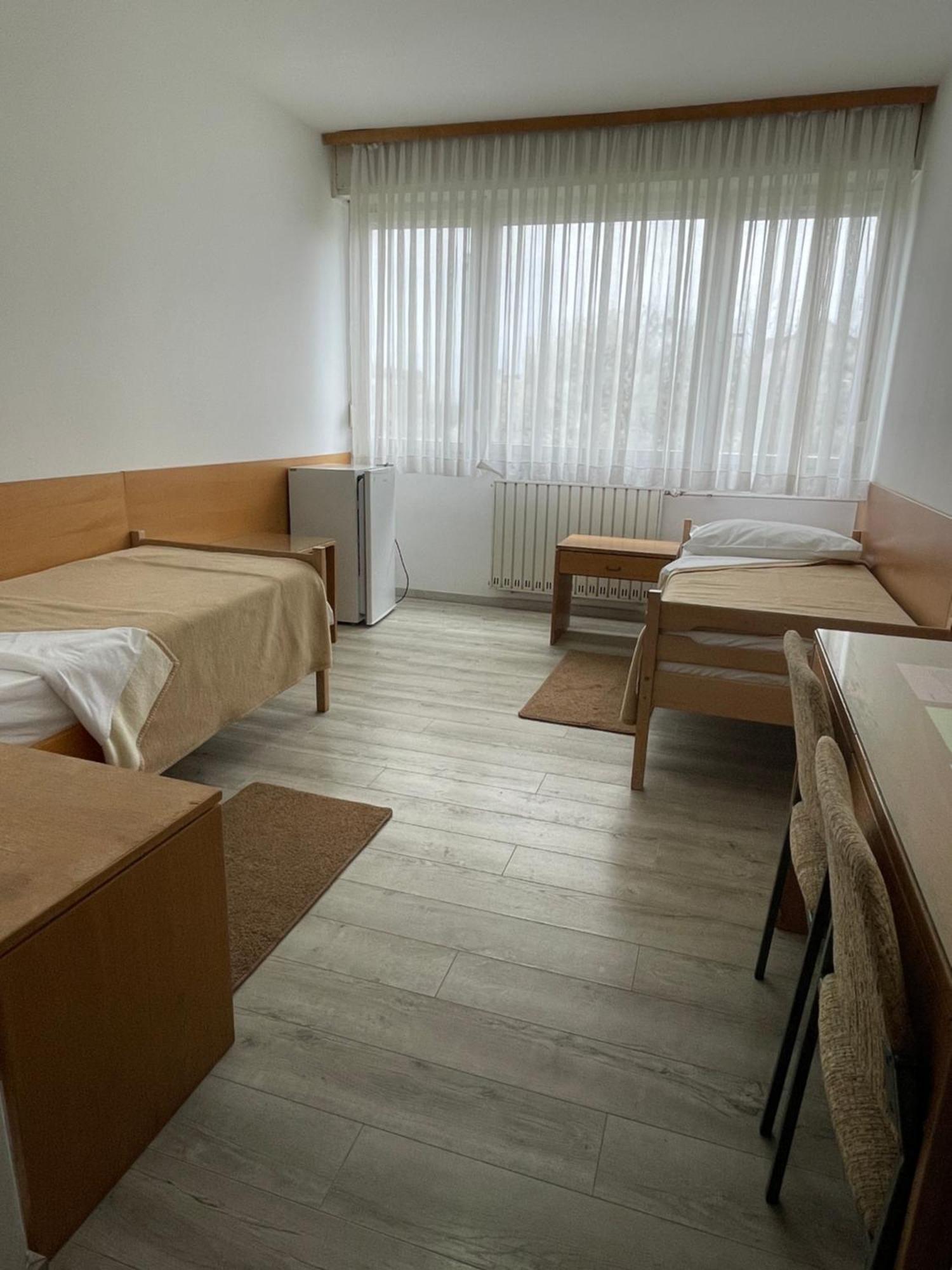 Hostel Arena Zagreb Buitenkant foto